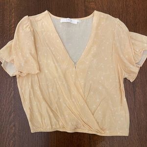 Astr the label yellow top - M - NWOT